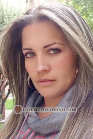 152050 - Claudia Age: 42 - Colombia