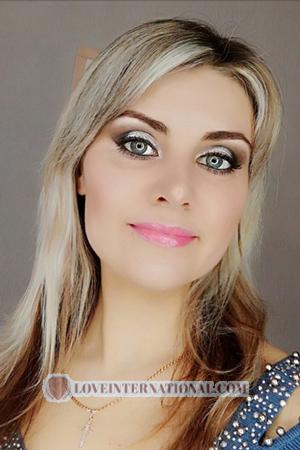 185907 - Oksana Age: 40 - Ukraine