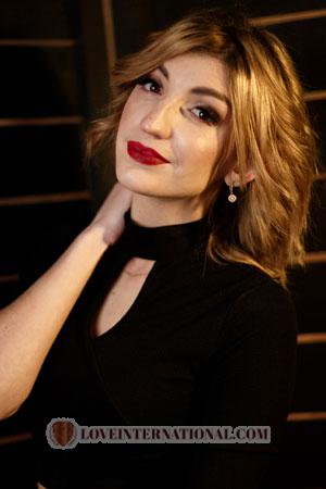 187117 - Viktoriya Age: 34 - Ukraine