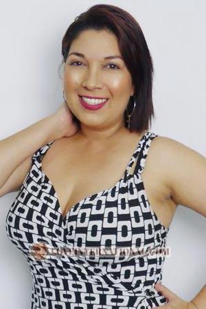 189683 - Giselle Age: 40 - Colombia