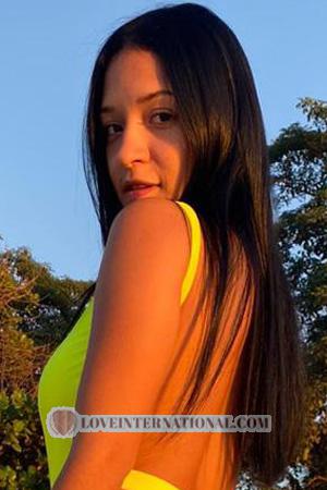 191624 - Jamie Age: 27 - Costa Rica