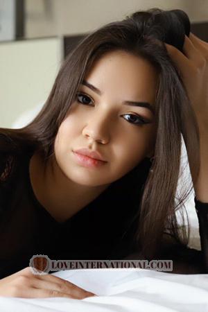 192642 - Aigul Age: 27 - Russia