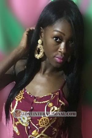 193135 - Rossana Age: 29 - Dominican Republic