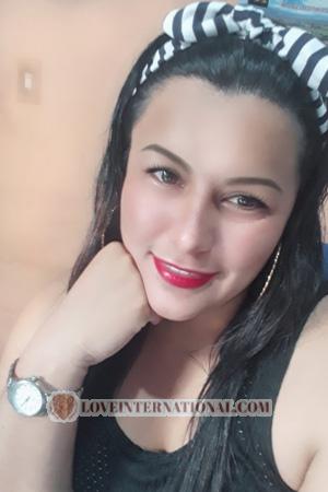 197134 - Nelly Age: 34 - Colombia