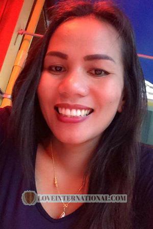 197782 - Jittaphat (Bam) Age: 45 - Thailand