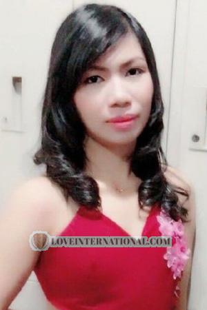 200469 - Nipaporn Age: 42 - Thailand