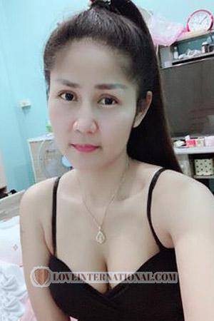 202062 - Naruemon Age: 42 - Thailand