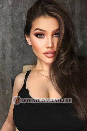 207265 - Alina Age: 26 - Russia