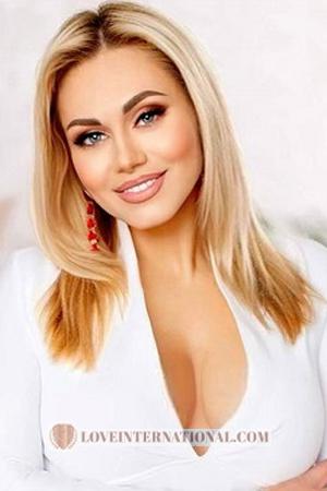 212509 - Yulia Age: 47 - Ukraine