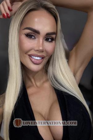 217298 - Elisabeth Age: 25 - Czech Republic