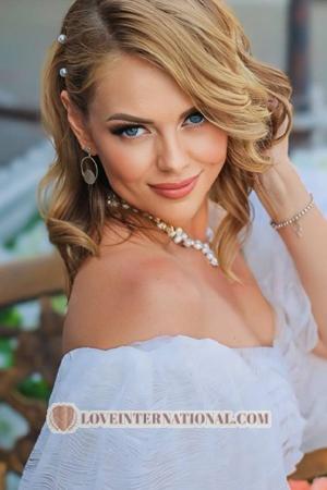 218726 - Anna Age: 38 - Ukraine