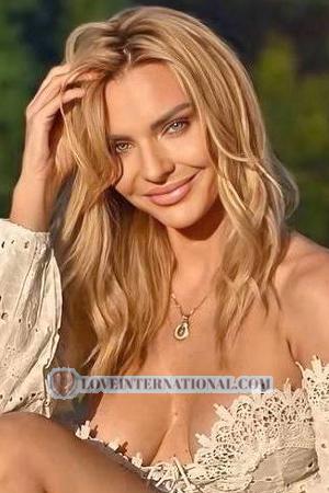 218996 - Kamila Age: 38 - Poland