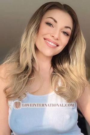 Ladies of Chernivtsi