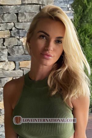 Ladies of Khmelnitsky