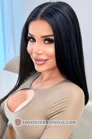 219632 - Georgiana Age: 22 - Romania