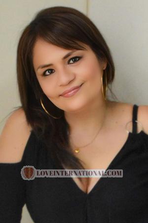 220045 - Claudia Age: 51 - Peru