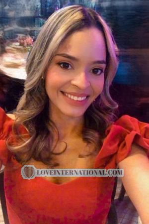 220402 - Diana Age: 37 - Colombia