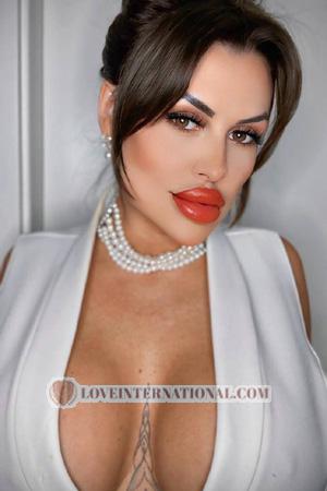 220662 - Diana Age: 37 - Germany