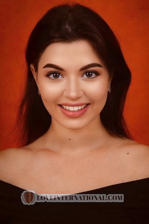 222331 - Anastasiya Age: 20 - Ukraine