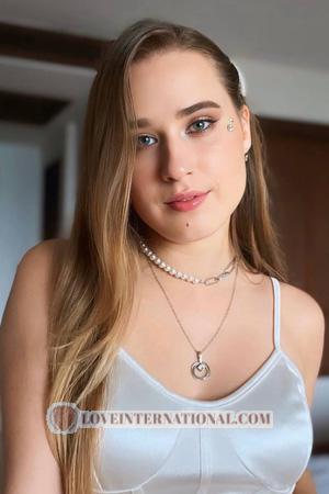 222428 - Nika Age: 24 - Ukraine