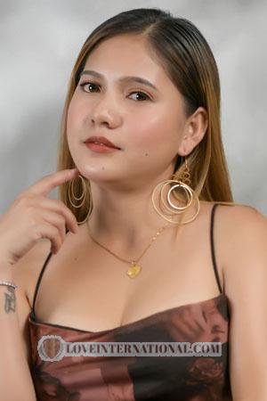 222490 - Lesly Age: 27 - Philippines