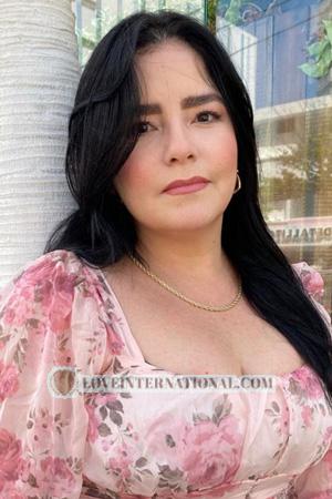 222713 - Laura Age: 45 - Colombia