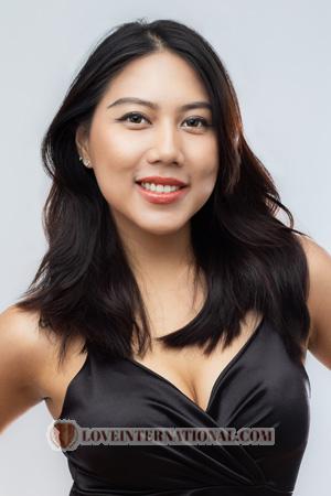 223053 - Primnapat Age: 26 - Thailand