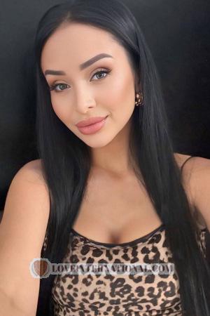 223082 - Yulia Age: 34 - Ukraine