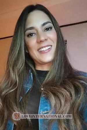 223221 - Maria Fernanda Age: 29 - Costa Rica