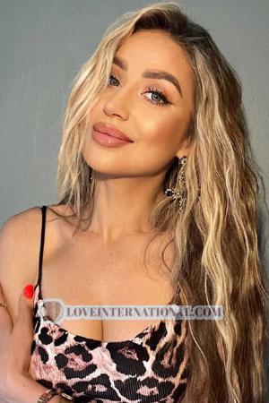 223504 - Nataliia Age: 36 - Ukraine