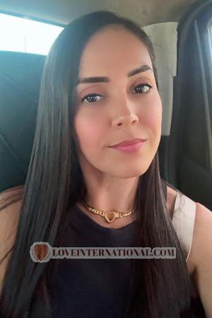 Ladies of Costa Rica