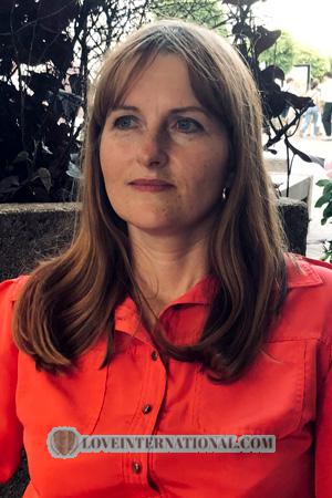 224057 - Irina Age: 41 - Russia