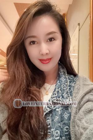 224848 - Lily Age: 41 - China