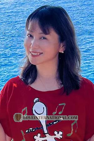 225628 - Lily Age: 51 - China