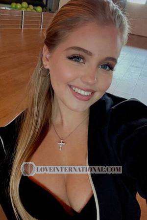 227343 - Polina Age: 19 - Ukraine