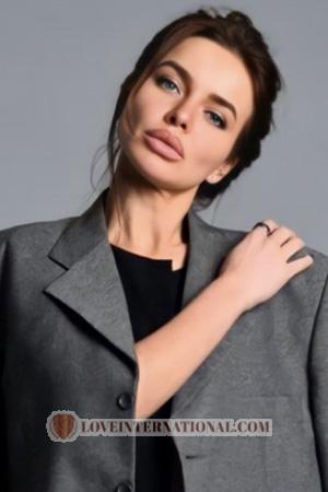 228070 - Anastasiia Age: 32 - Ukraine