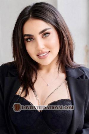 228082 - Vika Age: 27 - Ukraine