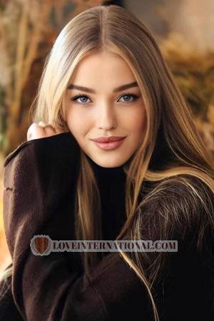 228179 - Diana Age: 19 - Ukraine