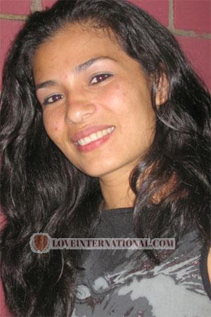 77614 - Veronica Age: 30 - Costa Rica