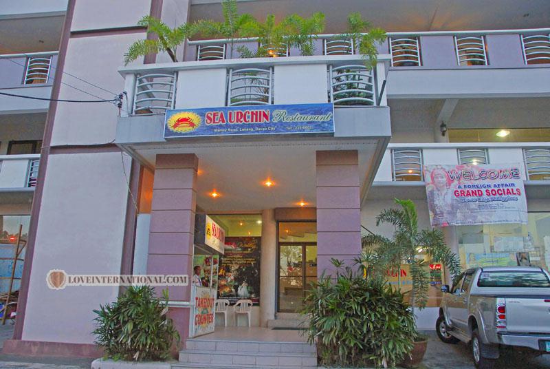 Philippines-women-1595